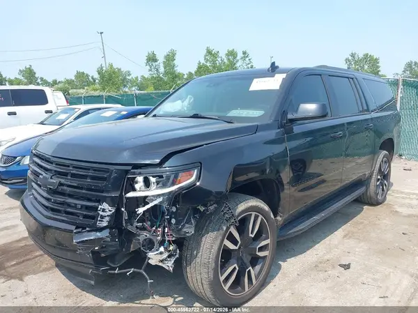 1GNSKHKC5KR358323 2019 CHEVROLET SUBURBAN - Image 2