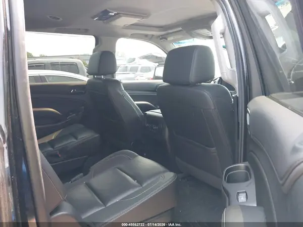 1GNSKHKC5KR358323 2019 CHEVROLET SUBURBAN - Image 8