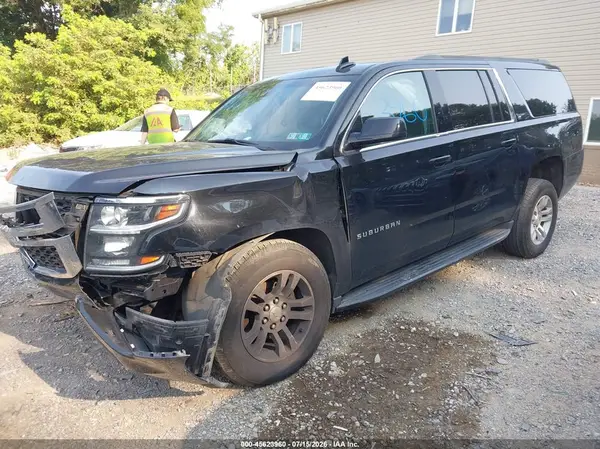 1GNSKHKC5KR375011 2019 CHEVROLET SUBURBAN - Image 2