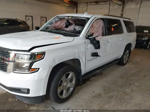 1GNSKHKC5LR113314 2020 CHEVROLET SUBURBAN - Image 2