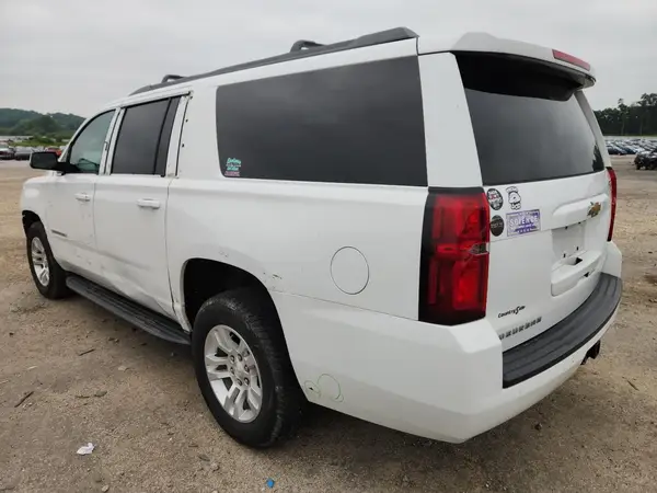 1GNSKHKC6HR156731 2017 CHEVROLET SUBURBAN - Image 2