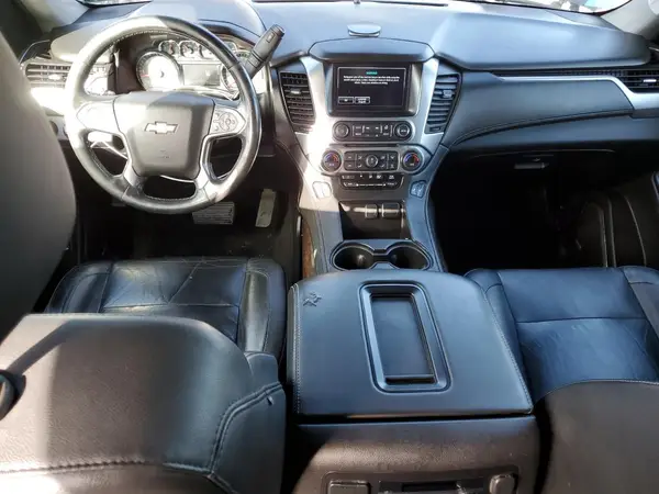 1GNSKHKC6HR161525 2017 CHEVROLET SUBURBAN - Image 8
