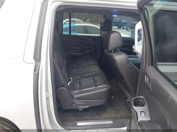 1GNSKHKC6HR187462 2017 CHEVROLET SUBURBAN - Image 8