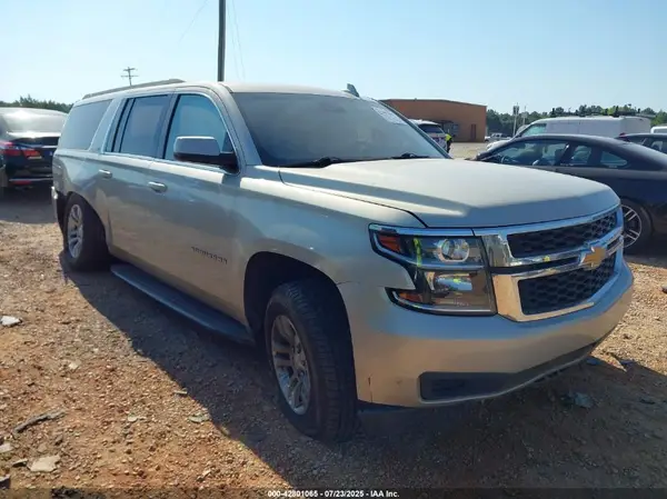 1GNSKHKC6HR195593 2017 CHEVROLET SUBURBAN - Image 1