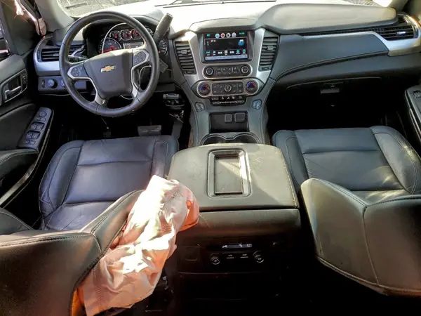 1GNSKHKC6HR217026 2017 CHEVROLET SUBURBAN - Image 8