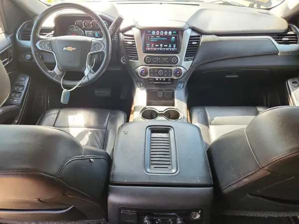 1GNSKHKC6HR231847 2017 CHEVROLET SUBURBAN - Image 8