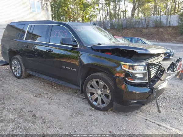 1GNSKHKC6HR241424 2017 CHEVROLET SUBURBAN - Image 1