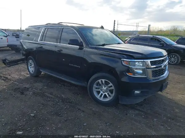 1GNSKHKC6HR246168 2017 CHEVROLET SUBURBAN - Image 1