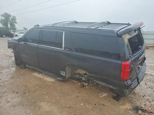 1GNSKHKC6HR250656 2017 CHEVROLET SUBURBAN - Image 2