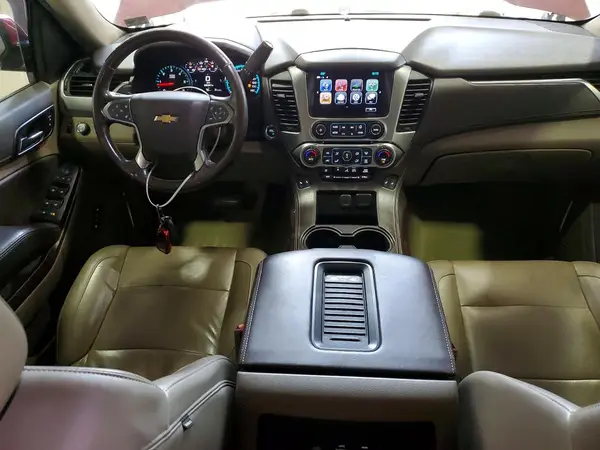 1GNSKHKC6HR297055 2017 CHEVROLET SUBURBAN - Image 8