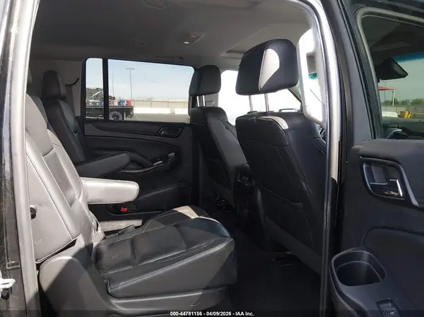 1GNSKHKC6HR387385 2017 CHEVROLET SUBURBAN - Image 8