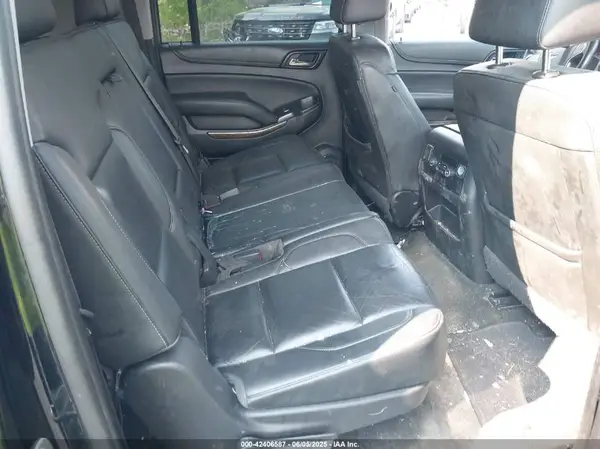 1GNSKHKC6JR105705 2018 CHEVROLET SUBURBAN - Image 8