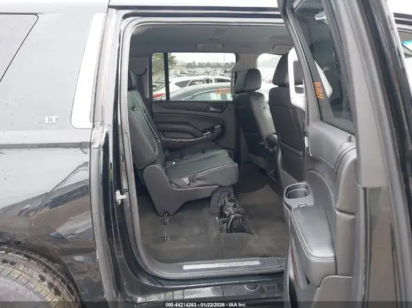 1GNSKHKC6JR125923 2018 CHEVROLET SUBURBAN - Image 8