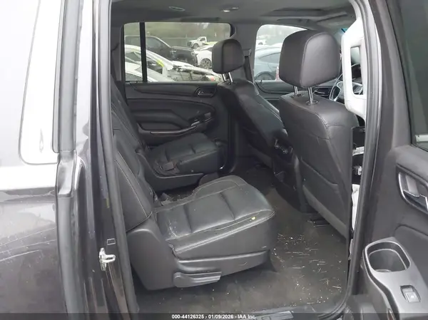 1GNSKHKC6JR230123 2018 CHEVROLET SUBURBAN - Image 8