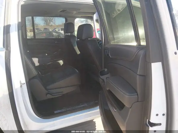 1GNSKHKC6JR319948 2018 CHEVROLET SUBURBAN - Image 8