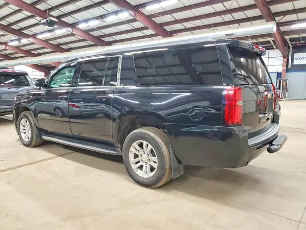 1GNSKHKC6JR329752 2018 CHEVROLET SUBURBAN - Image 2
