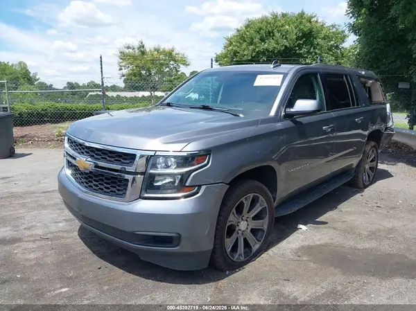 1GNSKHKC6JR353873 2018 CHEVROLET SUBURBAN - Image 2