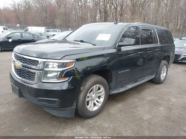 1GNSKHKC6KR212867 2019 CHEVROLET SUBURBAN - Image 2