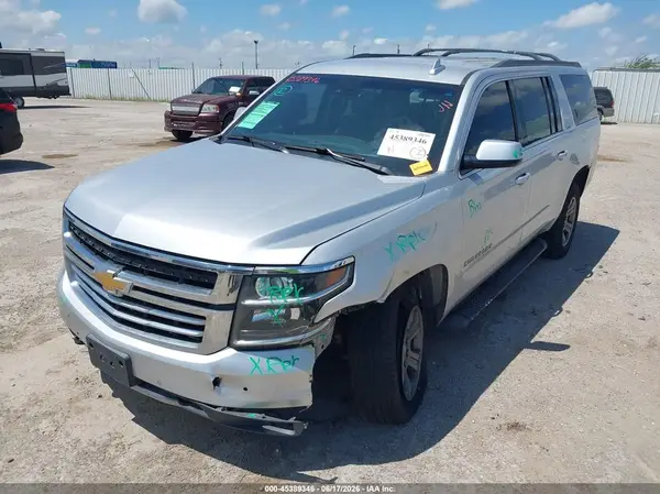 1GNSKHKC6KR255816 2019 CHEVROLET SUBURBAN - Image 2