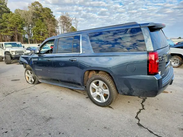 1GNSKHKC6KR283406 2019 CHEVROLET SUBURBAN - Image 2