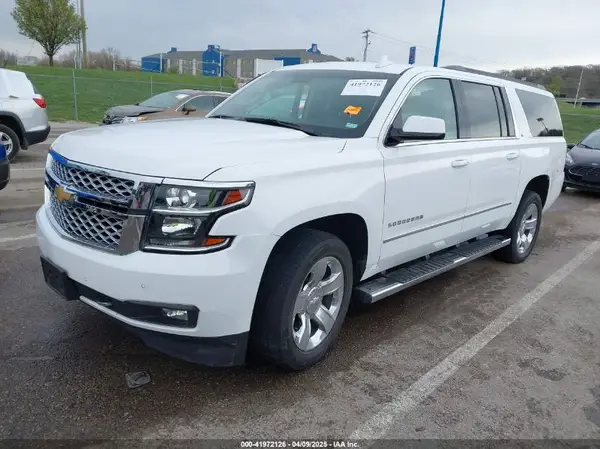 1GNSKHKC6KR300656 2019 CHEVROLET SUBURBAN - Image 2