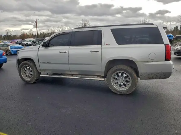 1GNSKHKC7GR224906 2016 CHEVROLET SUBURBAN - Image 2