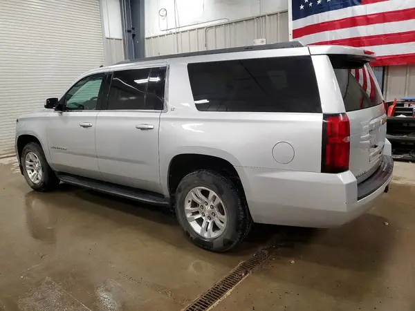 1GNSKHKC7GR262555 2016 CHEVROLET SUBURBAN - Image 2