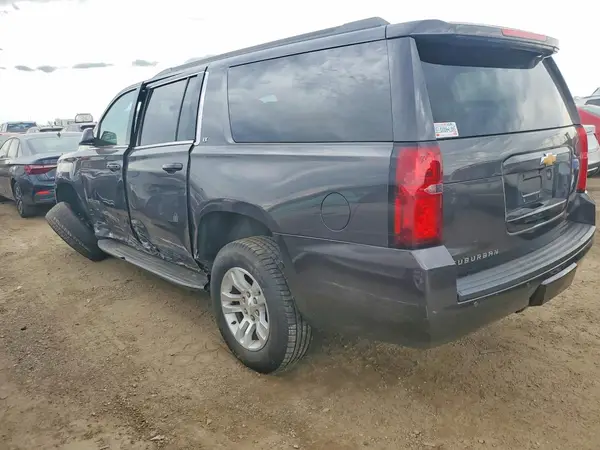 1GNSKHKC7HR113371 2017 CHEVROLET SUBURBAN - Image 2