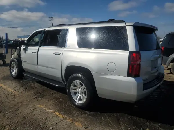 1GNSKHKC7HR119543 2017 CHEVROLET SUBURBAN - Image 2