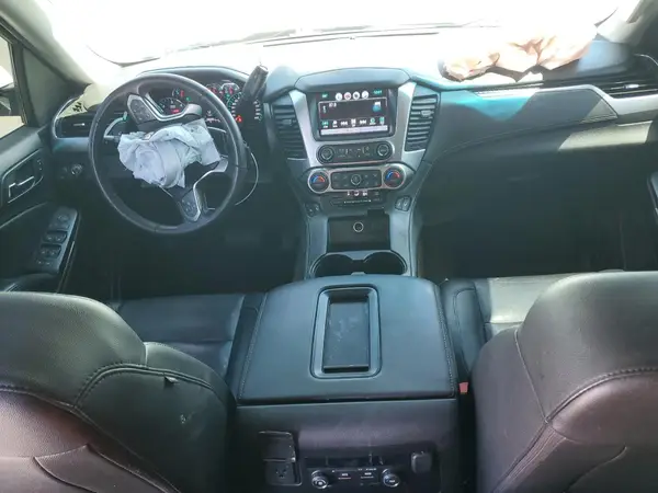 1GNSKHKC7HR133975 2017 CHEVROLET SUBURBAN - Image 8