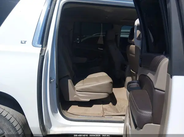 1GNSKHKC7HR373169 2017 CHEVROLET SUBURBAN - Image 8