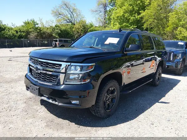 1GNSKHKC7JR213413 2018 CHEVROLET SUBURBAN - Image 2
