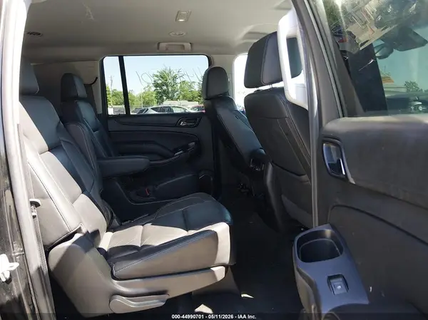1GNSKHKC7JR213413 2018 CHEVROLET SUBURBAN - Image 8