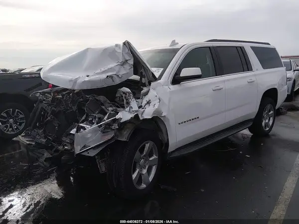 1GNSKHKC7JR259551 2018 CHEVROLET SUBURBAN - Image 2