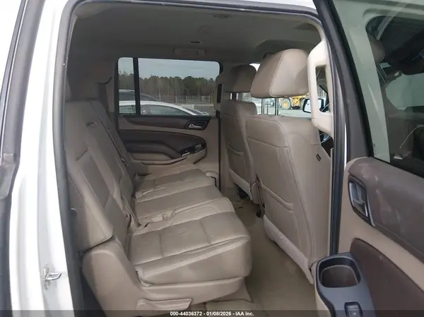 1GNSKHKC7JR259551 2018 CHEVROLET SUBURBAN - Image 8
