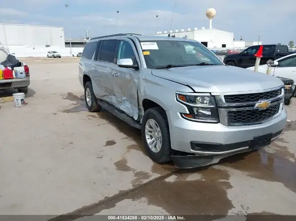 1GNSKHKC7JR275118 2018 CHEVROLET SUBURBAN - Image 1