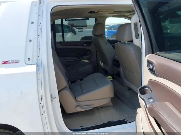 1GNSKHKC7JR309168 2018 CHEVROLET SUBURBAN - Image 8