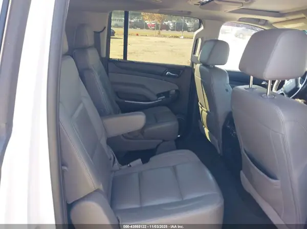 1GNSKHKC7JR313317 2018 CHEVROLET SUBURBAN - Image 8