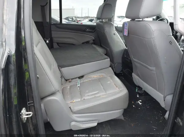 1GNSKHKC7JR359908 2018 CHEVROLET SUBURBAN - Image 8