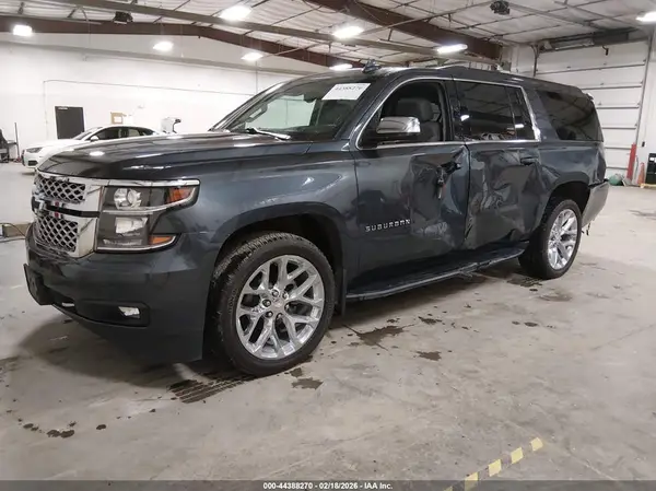 1GNSKHKC7KR215793 2019 CHEVROLET SUBURBAN - Image 2