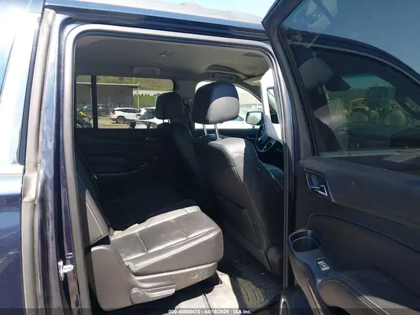 1GNSKHKC7KR362101 2019 CHEVROLET SUBURBAN - Image 8