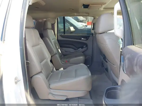 1GNSKHKC7LR125223 2020 CHEVROLET SUBURBAN - Image 8