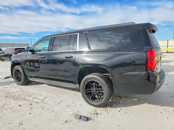 1GNSKHKC8GR138293 2016 CHEVROLET SUBURBAN - Image 2