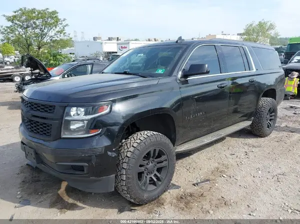 1GNSKHKC8GR223442 2016 CHEVROLET SUBURBAN - Image 2