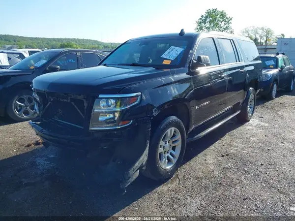 1GNSKHKC8GR275296 2016 CHEVROLET SUBURBAN - Image 2