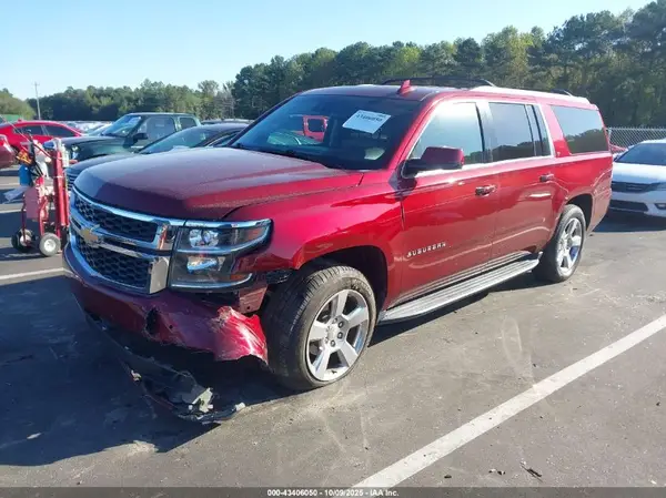 1GNSKHKC8GR300553 2016 CHEVROLET SUBURBAN - Image 2