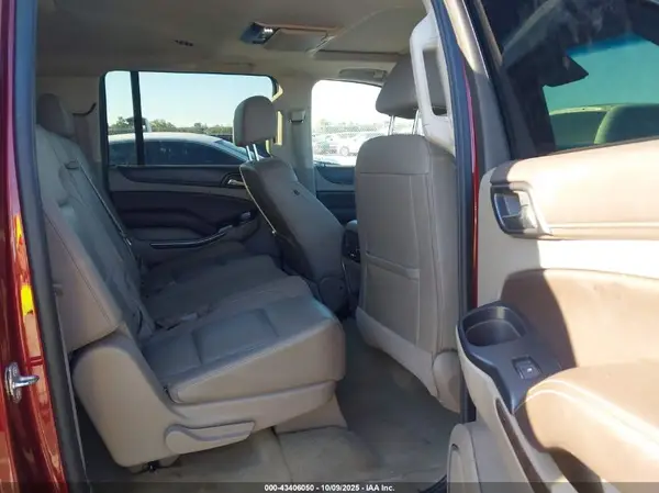 1GNSKHKC8GR300553 2016 CHEVROLET SUBURBAN - Image 8
