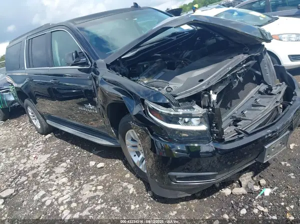 1GNSKHKC8GR363524 2016 CHEVROLET SUBURBAN - Image 1