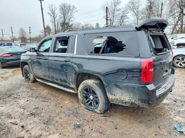 1GNSKHKC8GR385510 2016 CHEVROLET SUBURBAN - Image 2