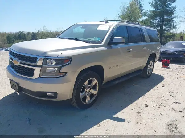 1GNSKHKC8HR170372 2017 CHEVROLET SUBURBAN - Image 2